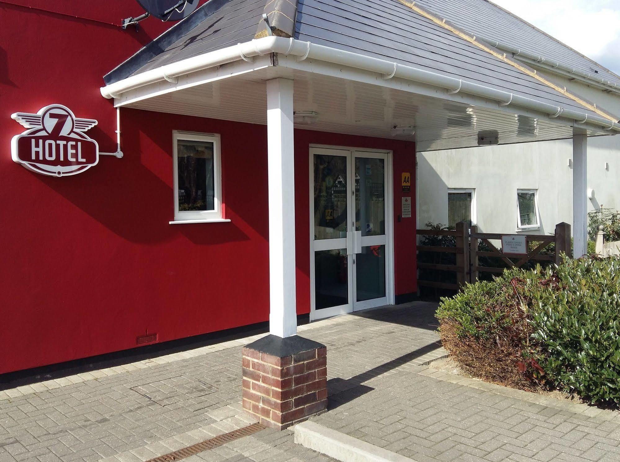 7Hotel Diner Halstead  Buitenkant foto