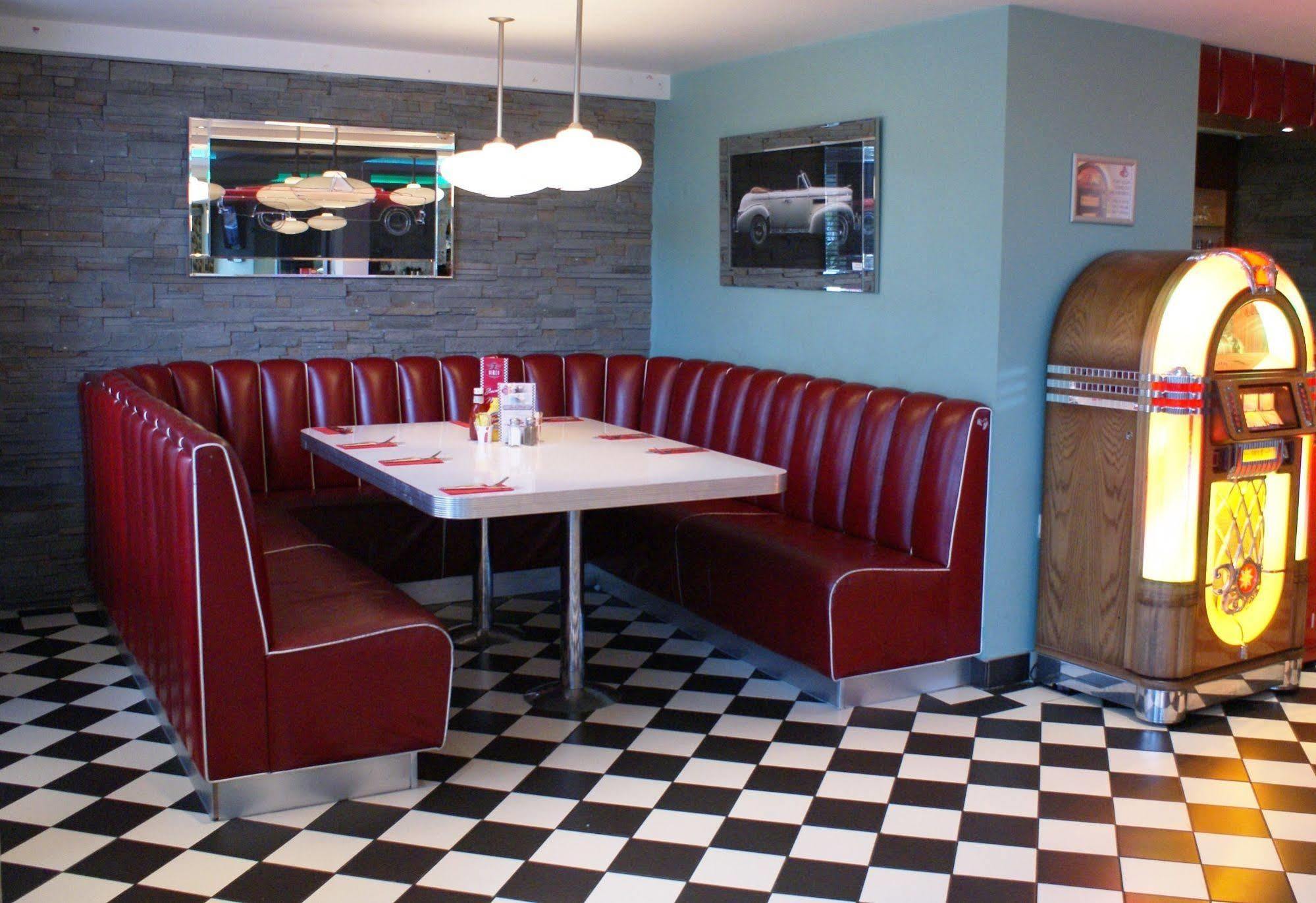 7Hotel Diner Halstead  Buitenkant foto