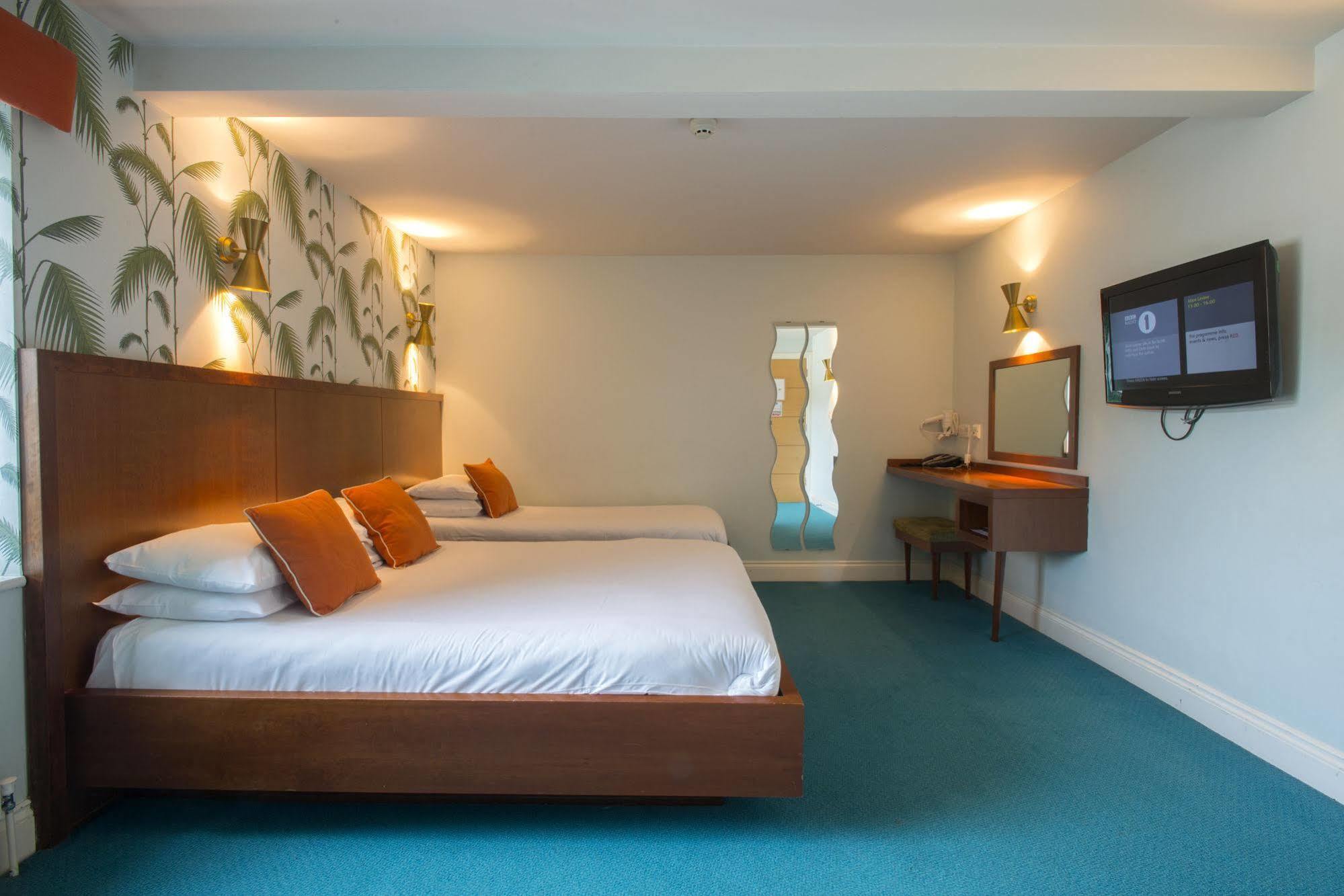 7Hotel Diner Halstead  Buitenkant foto